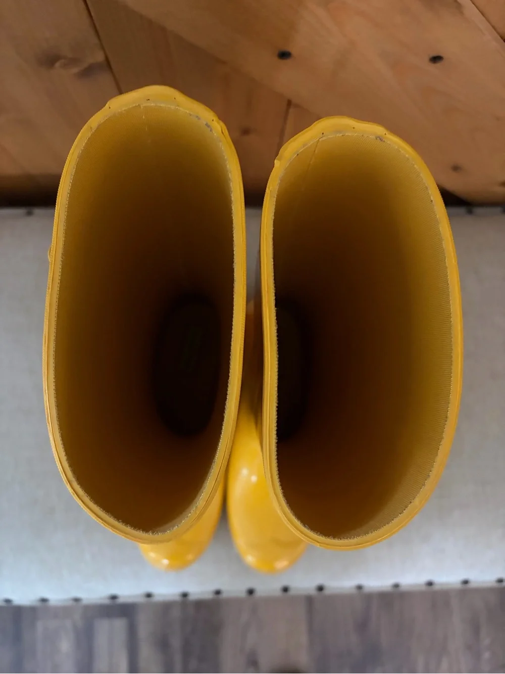 Hunter Original Yellow Rain Boots | Big Kids 3 Boys/4 Girls
